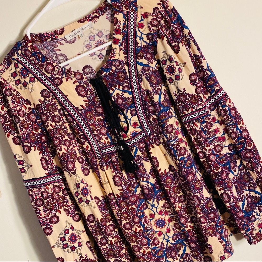 Daniel Rainn Anthro Embroidery Knit Boho Top M